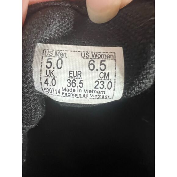 Vans Women 500714 Authentic Refract Rainbow Skate Shoe Black Red Orange Size 6.5 - Picture 8 of 11